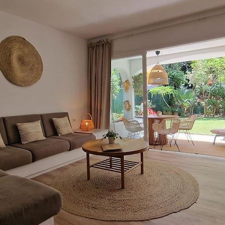 Luxe Studio Met Ruim Terras, Vlak Aan Zee! Sitio de Calahonda エクステリア 写真